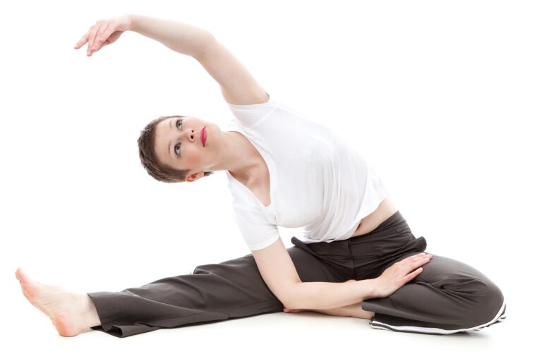 femme en position yoga